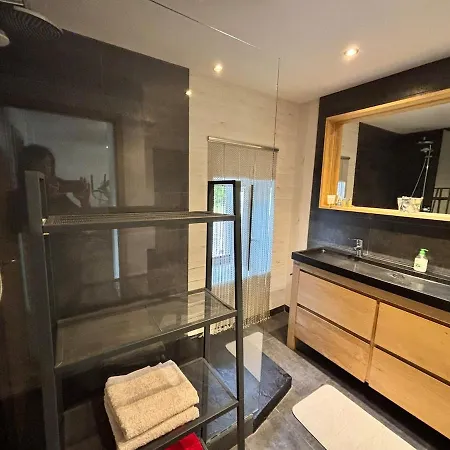 Maison En Lisiere De Foret, Montagne Et Vignobles