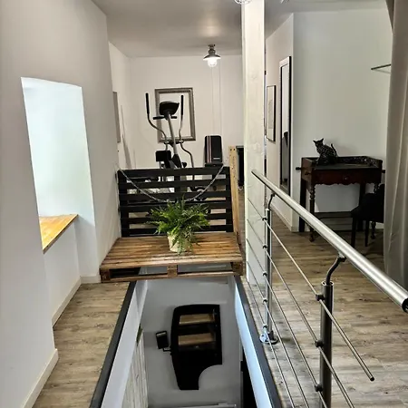 Maison En Lisiere De Foret, Montagne Et Vignobles